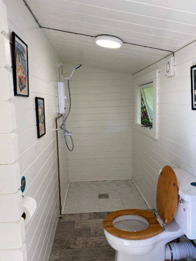 Secret Garden Glamping Hotel Lymington Kültér fotó